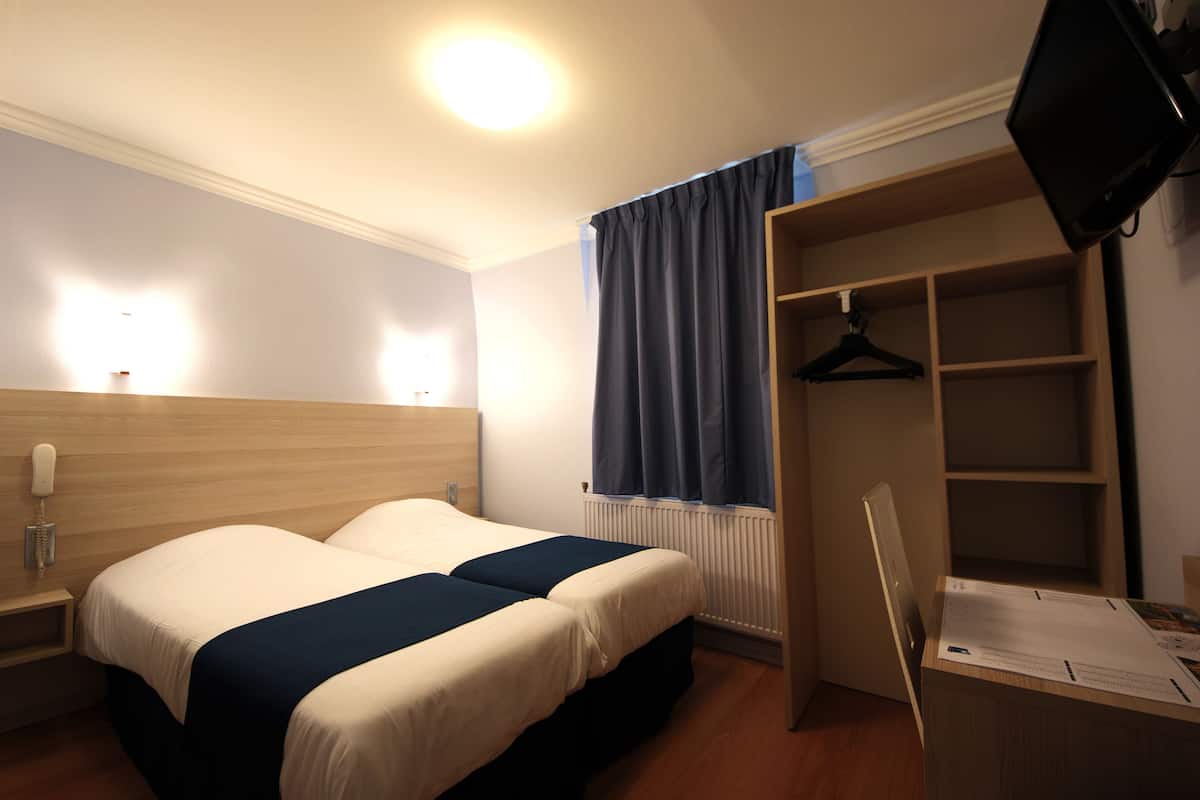 Desk, soundproofing, iron/ironing board (on request), WiFi (free)