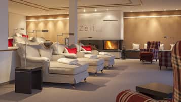 Couples treatment room(s), sauna, steam room, body treatments