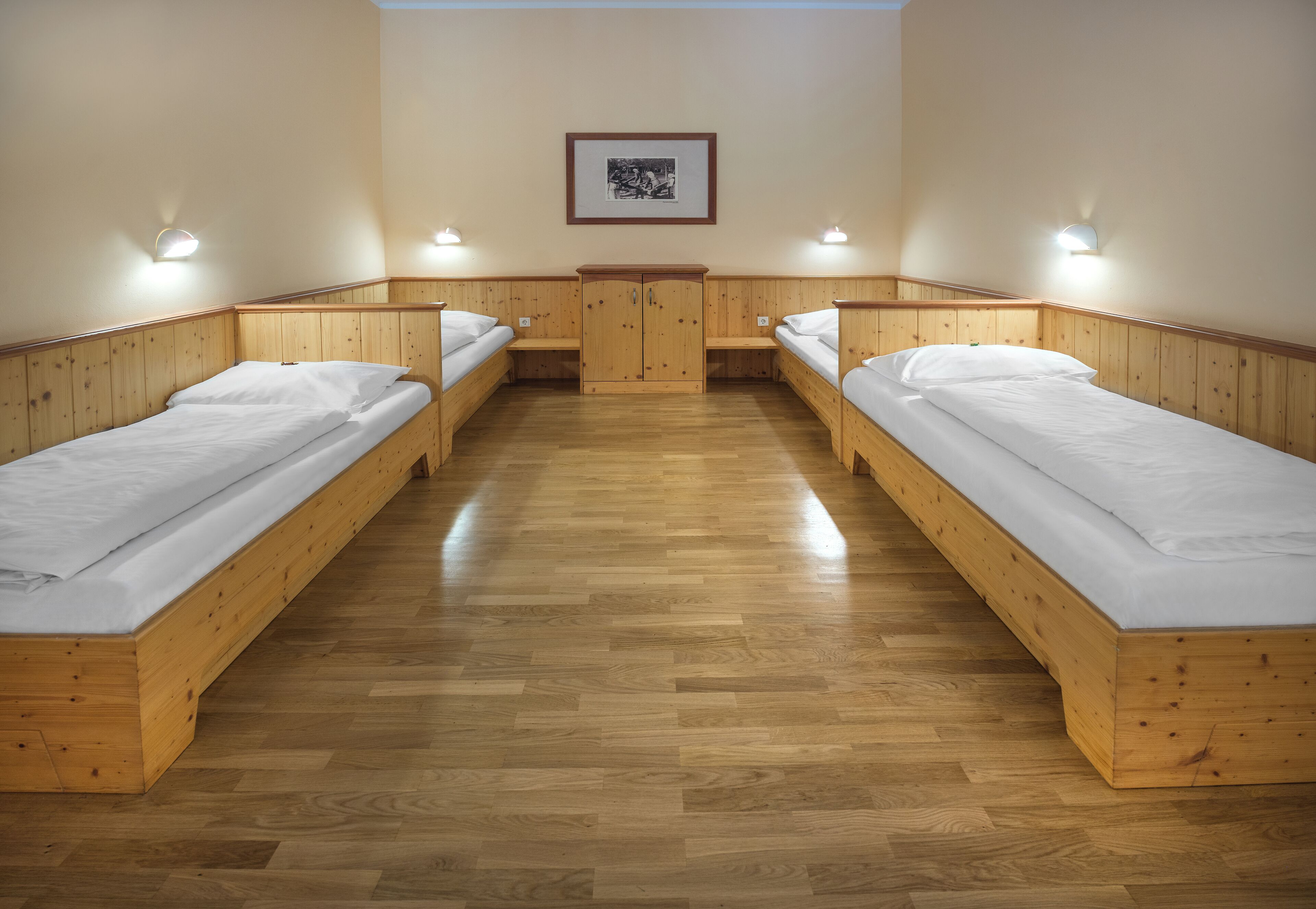 hypo-allergenic bedding, in-room safe, blackout curtains, free wifi