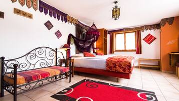Standard Double or Twin Room, Private Bathroom | Premium bedding, free minibar items, individually decorated