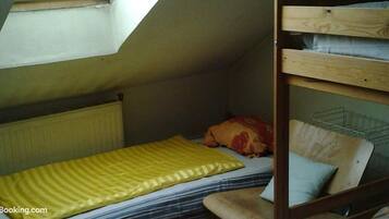 1 bedroom, cots/infant beds, WiFi