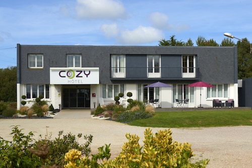 Cozy Hotel