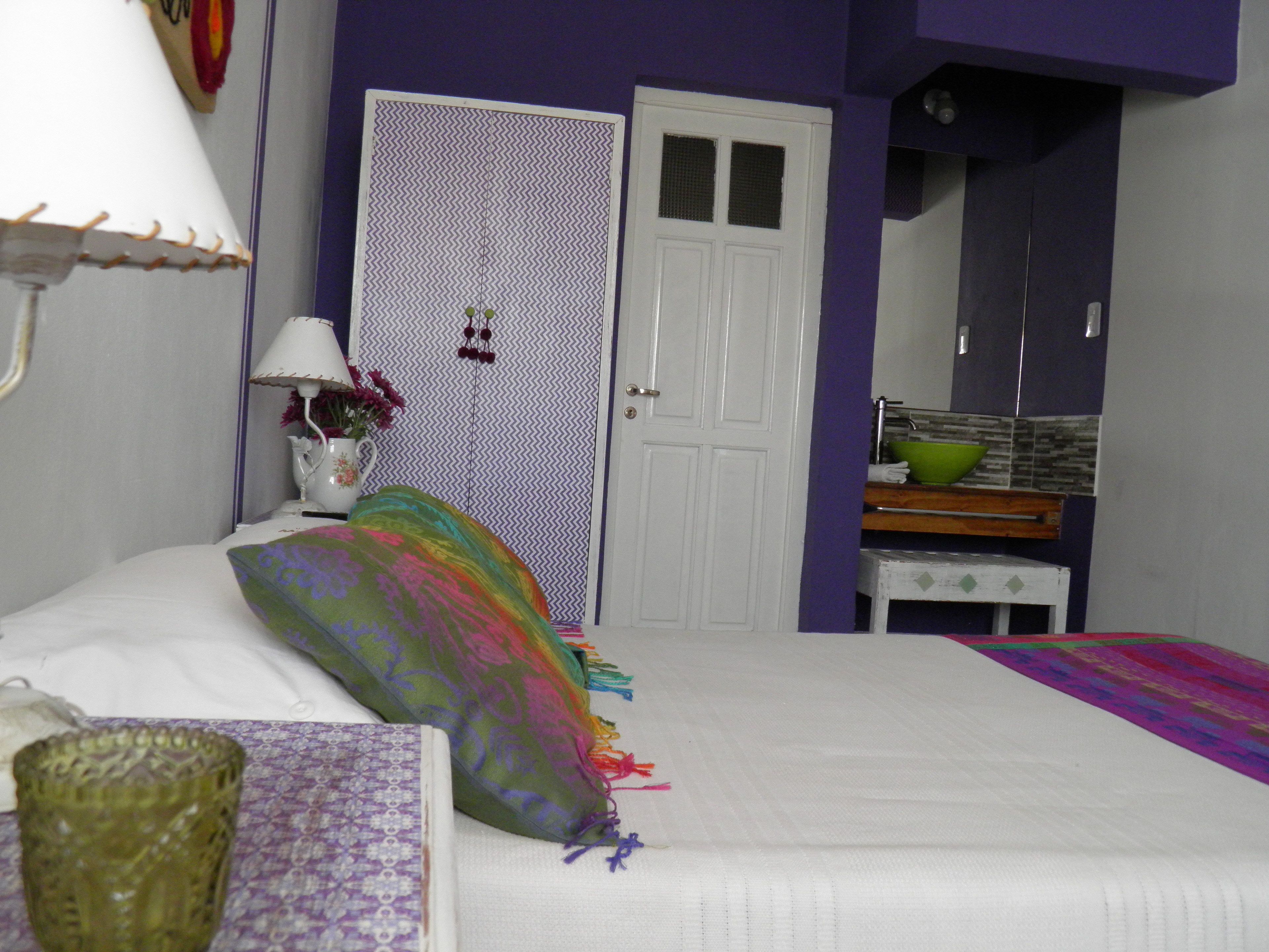 standard double or twin room | bathroom sink