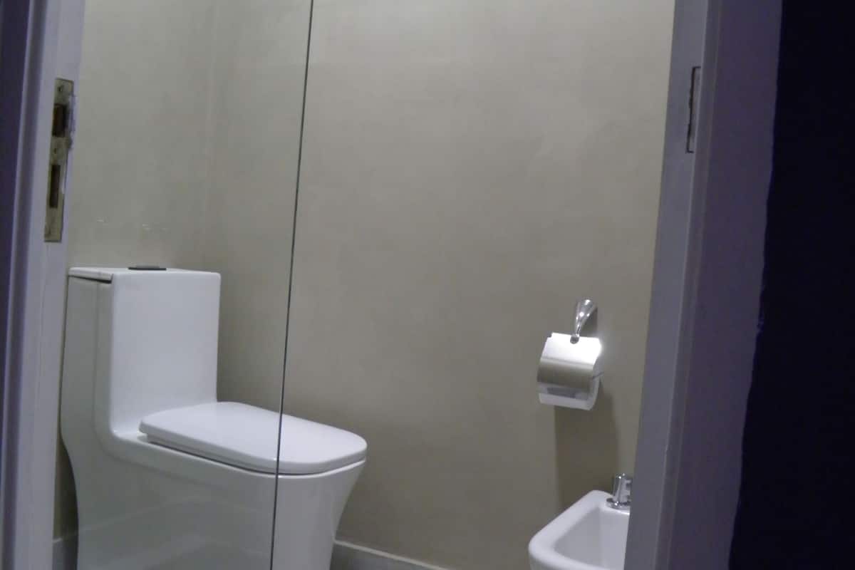 standard double or twin room | bathroom | shower, free toiletries, hair dryer, bidet