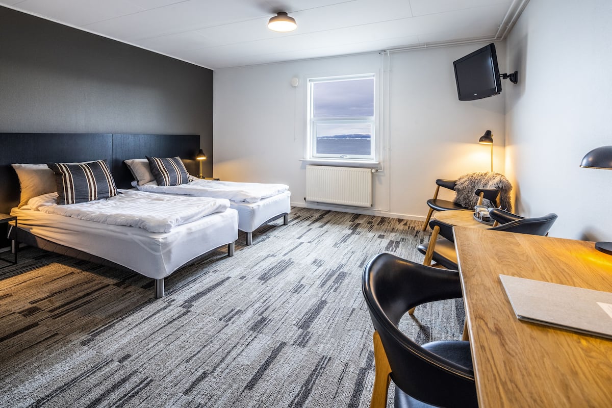 Standard-Zweibettzimmer | 1 Schlafzimmer, individuell dekoriert, individuell eingerichtet