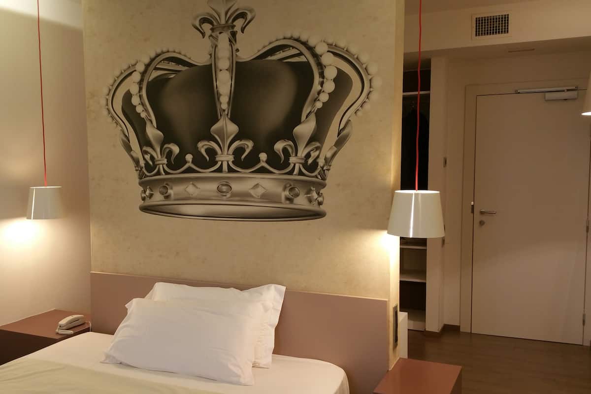 Double Room Single Use (Elegance)