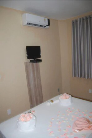 Minibar, free WiFi, bed sheets - Angica Golden Hotel (Fortaleza)