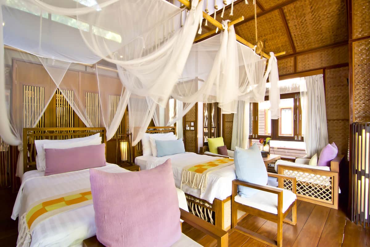 1 bedroom, premium bedding, minibar, in-room safe