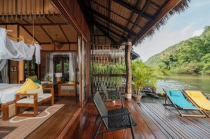 Villa (Floating with Breakfast) | Vistas desde la habitación