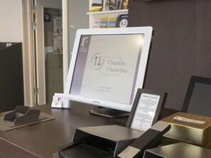 Check-in/check-out kiosk - Finn Apartments (Lund)