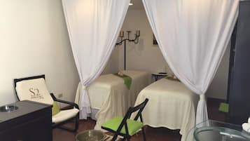 Couples treatment room(s), body treatments, body wraps, body scrubs
