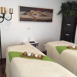 Couples treatment rooms, body treatments, body wraps, body scrubs
