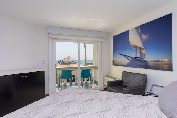 Comfort Room | Laptop workspace, blackout drapes, iron/ironing board, free WiFi