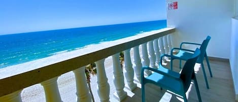 Habitación individual estándar, vistas al mar | Terraza o patio
