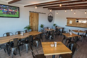 Breakfast, lunch, dinner and brunch served  - Ramasibi Guest Services (Cape Town)