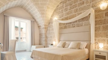 Sábanas italianas Frette, ropa de cama de alta calidad y minibar