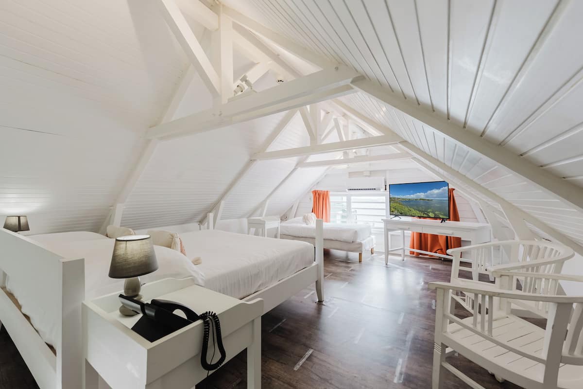 Standard Room, Multiple Beds, Non Smoking, Sea View | 1 bedroom, premium bedding, in-room safe, desk