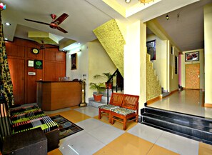 Lobby - Hotel Satkar (Jaipur)