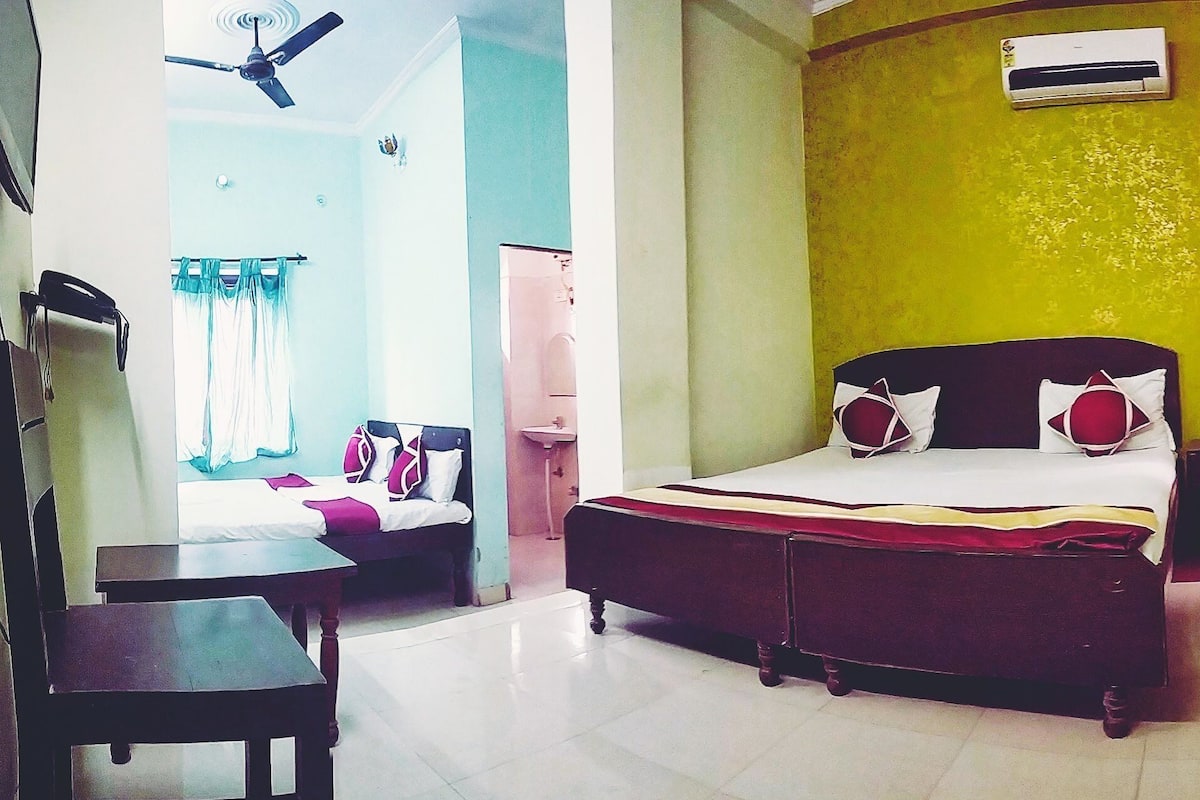 Daunenbettdecken, Zimmersafe, individuell eingerichtet