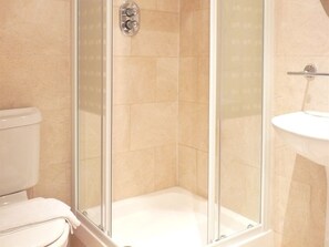 Shower, hair dryer, towels - Earls Court Studios (London)