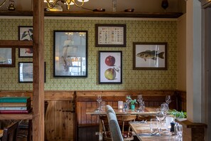 Restaurant - Three Tuns (Helston)