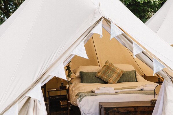 Luxury Tent (Bell Tent ) - Three Tuns (Helston)