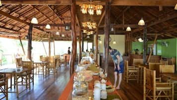 Tägliches Frühstücksbuffet (150 THB pro Person)