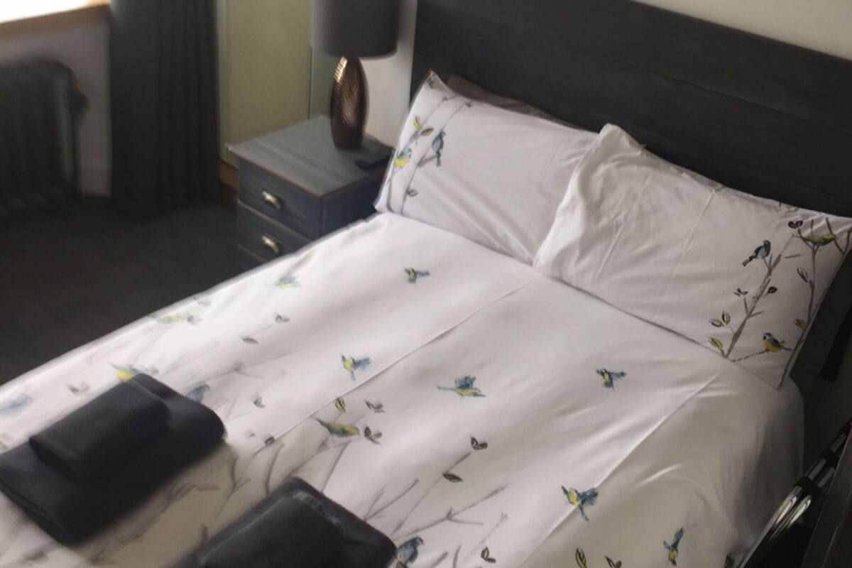 Double Room, Ensuite, Garden View (with Shower)