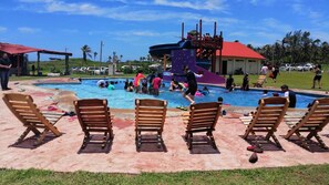Alberca al aire libre 