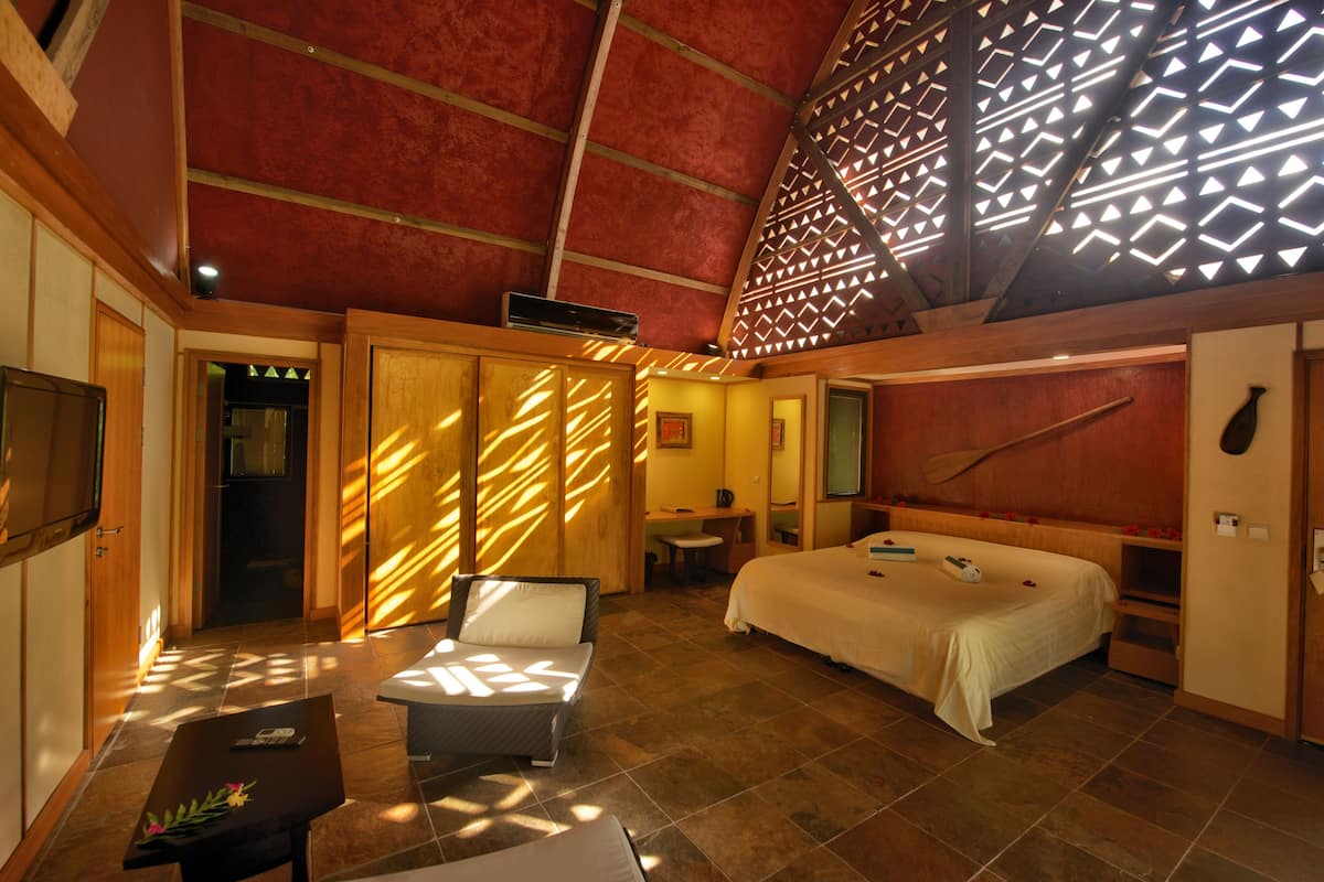 1 bedroom, minibar, in-room safe, desk