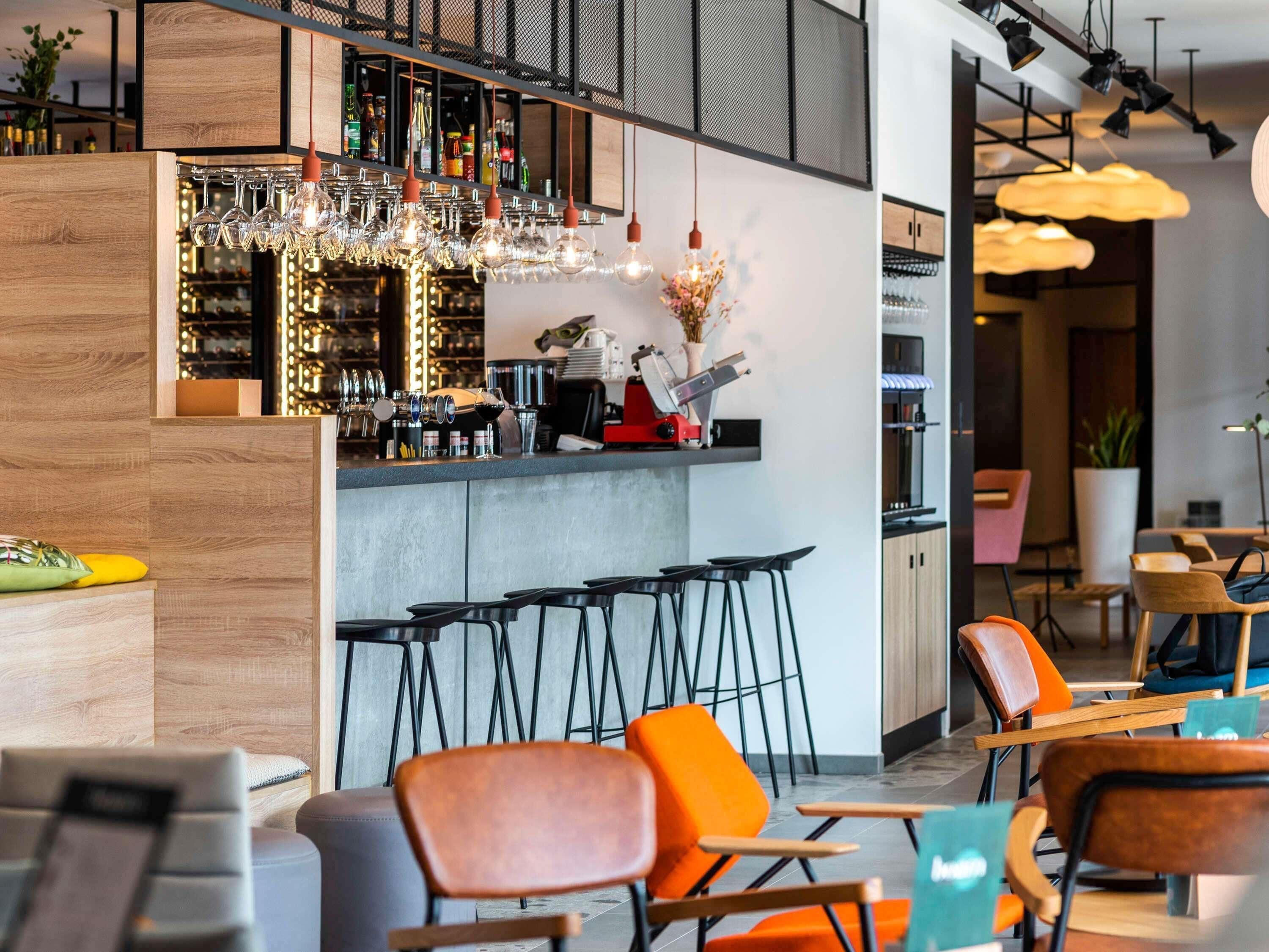 بار (في المنشاة)