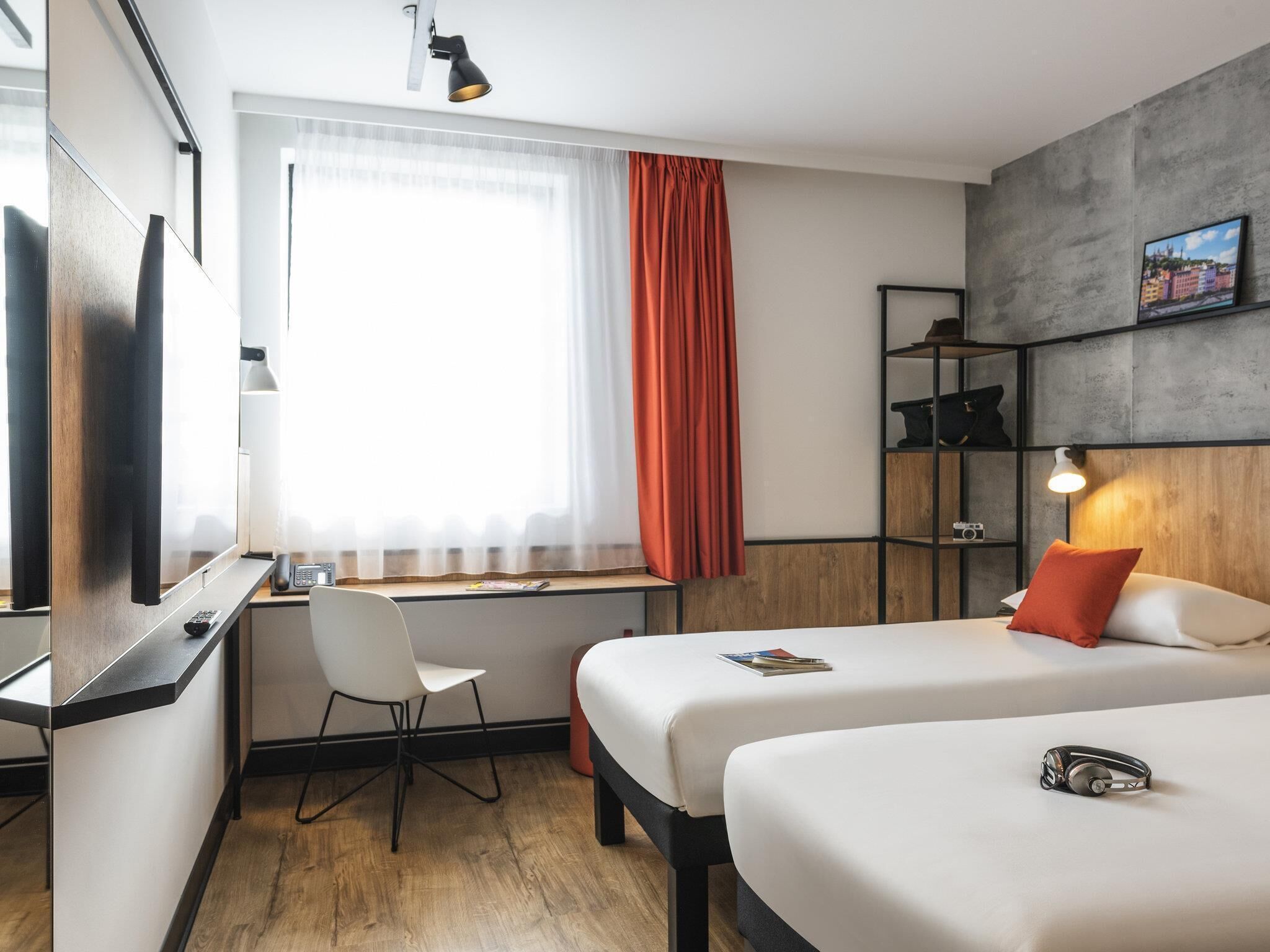 Standard Room, 2 Twin Beds | Premium bedding, individually furnished, desk, laptop workspace