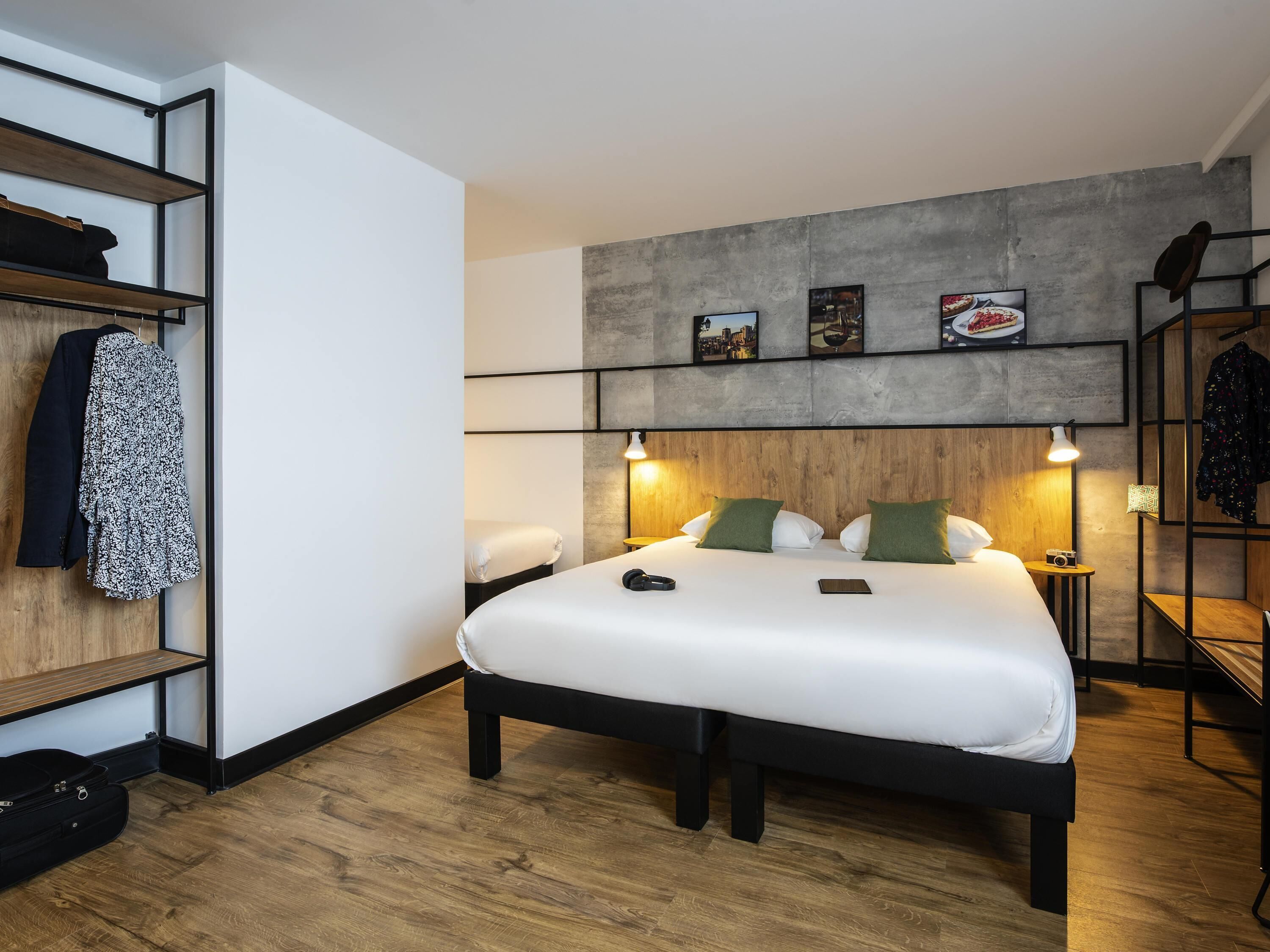 standard room, 1 double bed with sofa bed | premium bedding, desk, blackout curtains, soundproofing