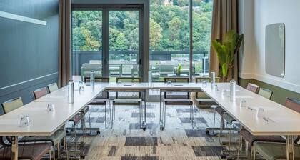 Novotel Lyon Centre Confluence Bord de Saone