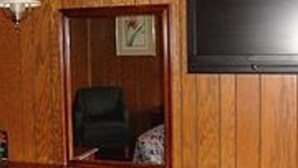 Unclassified image, 3 of 14, button