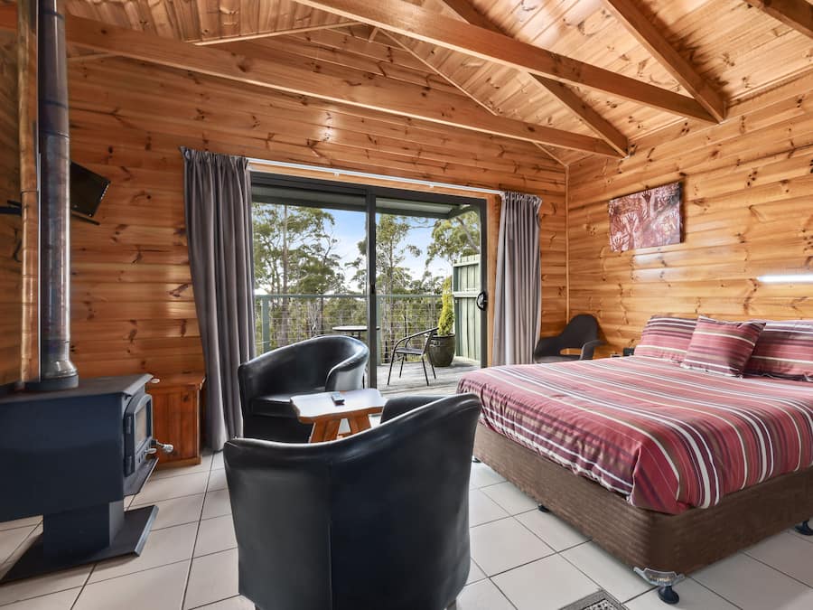 Classic Chalet, 1 Queen Bed, Ocean View | 1 bedroom, premium bedding, pillowtop beds, laptop workspace