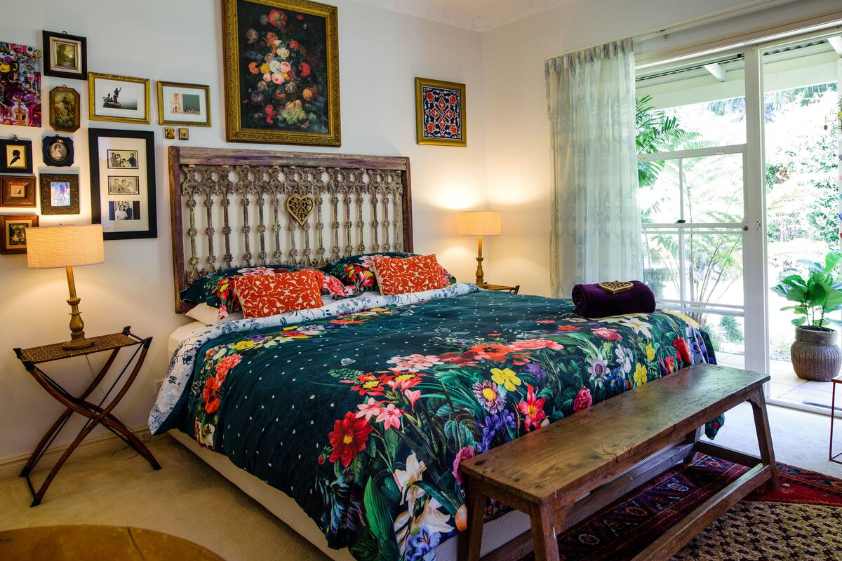 ห้องดีลักซ์สวีท, เตียงคิงไซส์ 1 เตียง (King Ensuite (2)) | 1 ห้องนอน, ผ้าปูที่นอนฝ้ายอียิปต์, เครื่องนอนระดับพรีเมียม