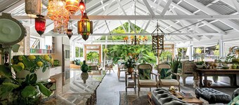 Noosa Valley Manor B&B Retreat