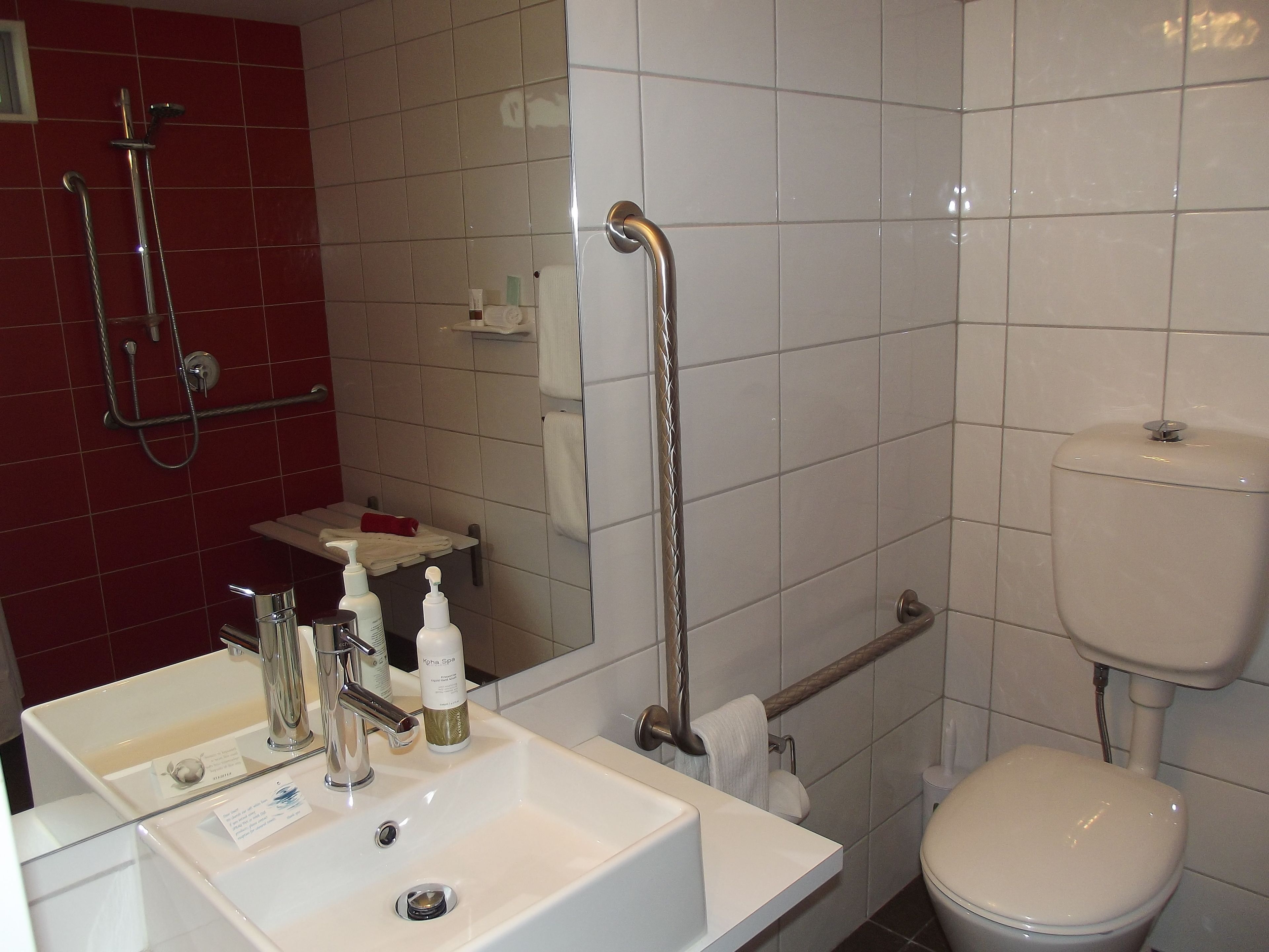 studio, accessible | bathroom | shower, rainfall showerhead, hair dryer, towels