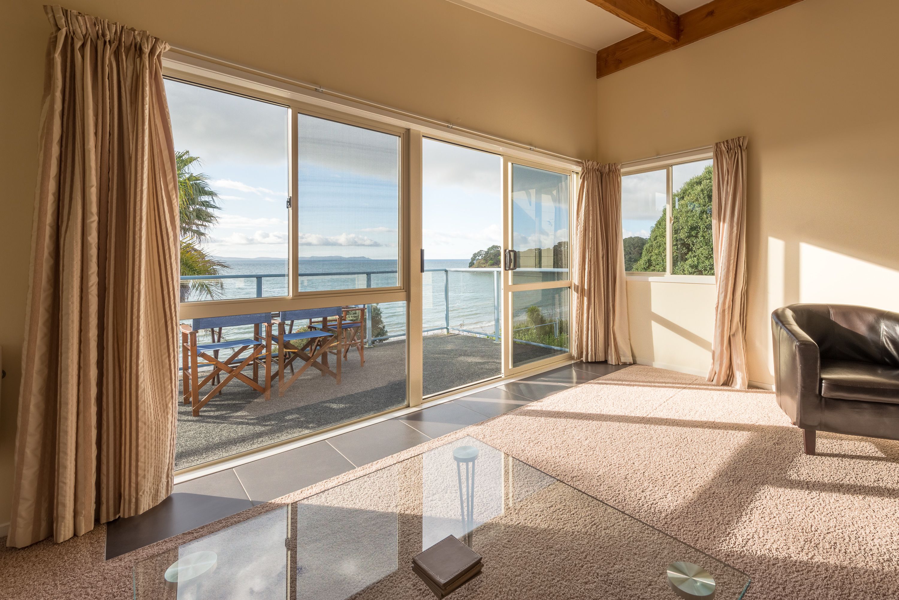 Malindi Beach, 2 bedrooms and 1 bathroom Apartment | Living room | 34-inch flat-screen TV with satellite channels, TV, DVD player