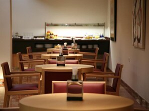 Esmorzar diari d'estil bufet (de pagament) 