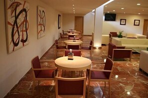 Daily buffet breakfast for a fee - TCH Hotel (Lorqui)