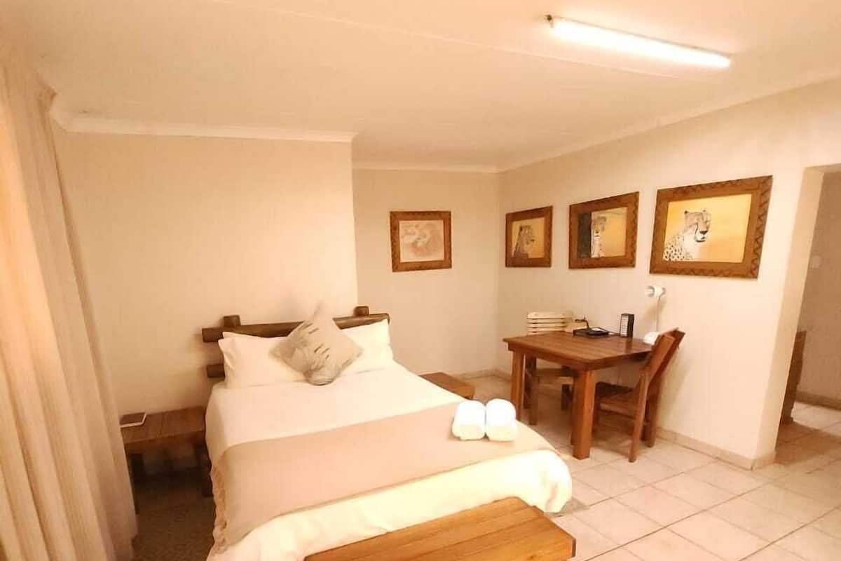Double Room, Kitchen | Peralatan tempat tidur premium, katil Select Comfort 