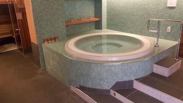 Couples treatment rooms, massages