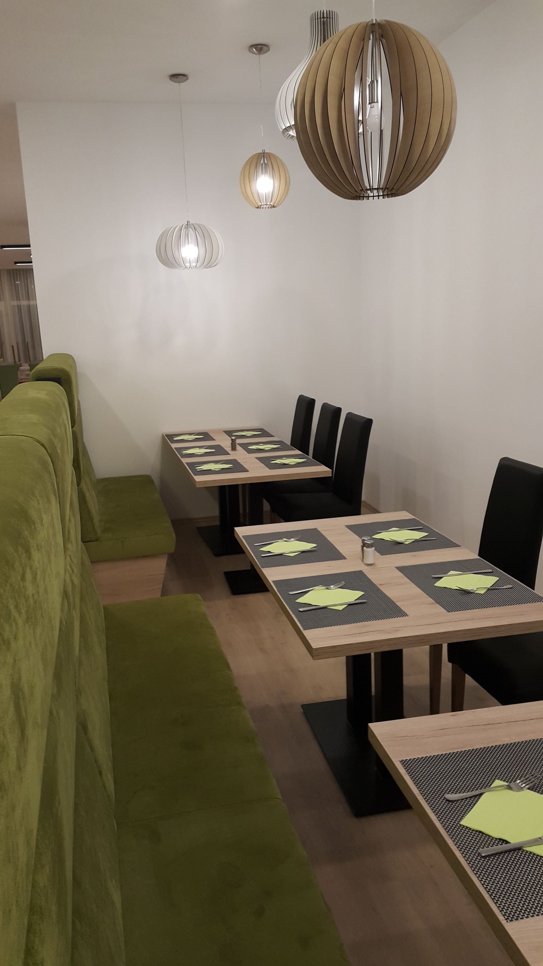 breakfast, lunch and dinner served