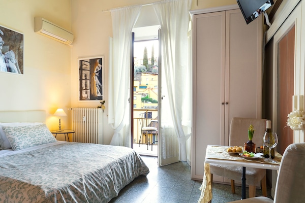 Standard Double or Twin Room, 1 Double or 2 Single Beds, Private Bathroom | Down duvets, individually decorated, individually furnished, desk