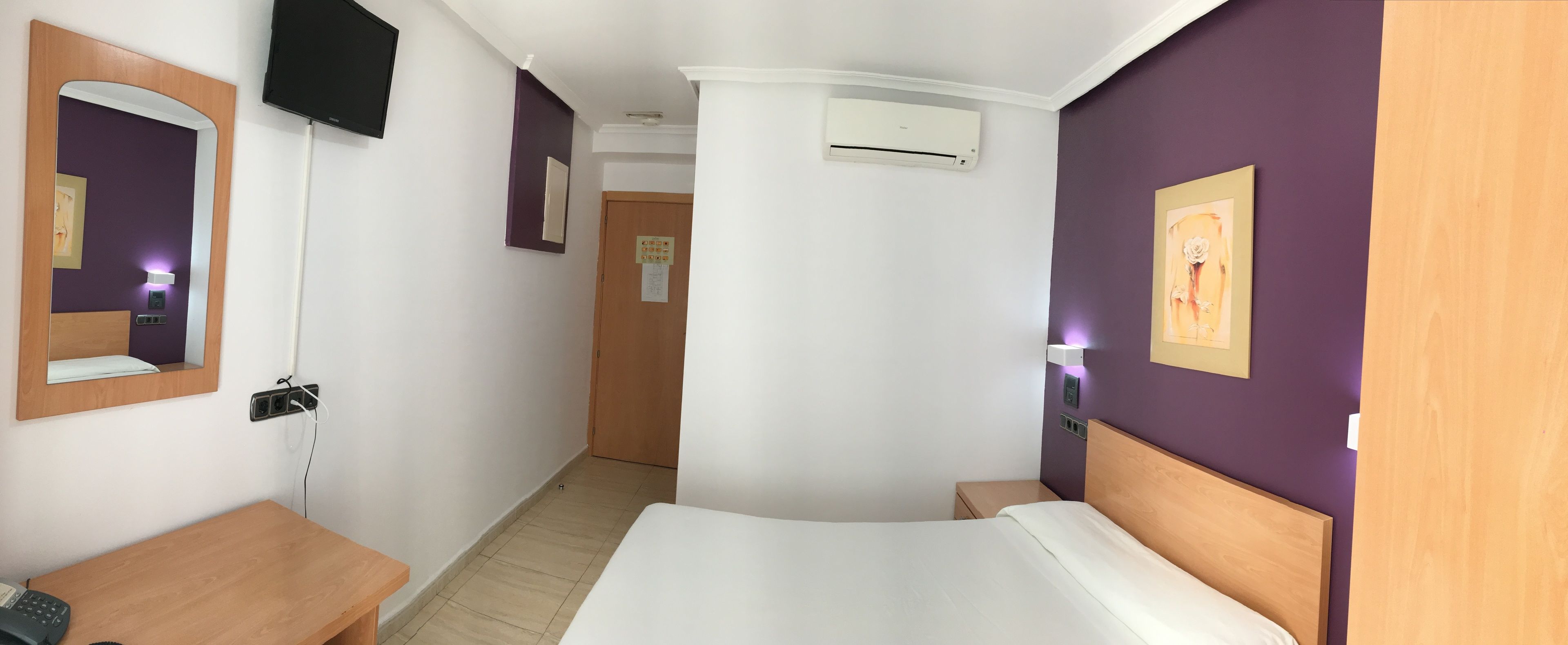 Foto - Hostal Meseguer