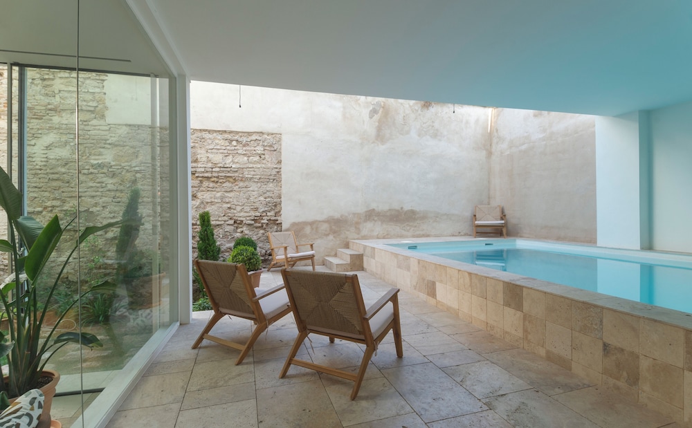 Hotel Viento10 by null