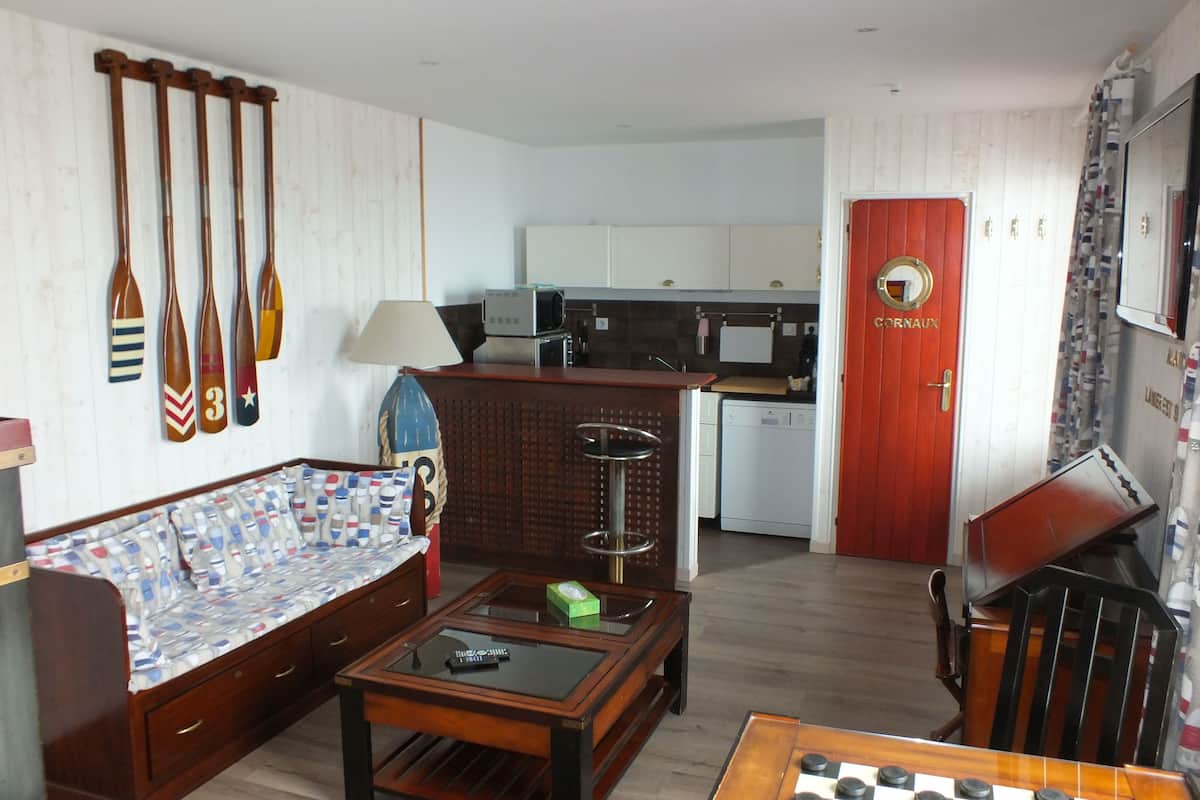 apartment, sea view (alain colas) | living area | flat-screen tv