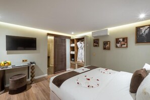 Superior Double Room | Premium bedding, Select Comfort beds, minibar, in-room safe - Riad Mabrouk (Marrakech)